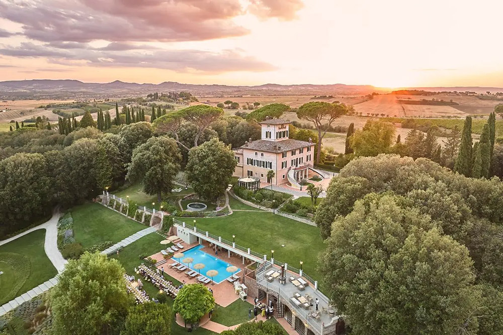 Villa Valentini Bonaparte wedding venue in Castiglione del Lago, near the Tuscany-Umbria border